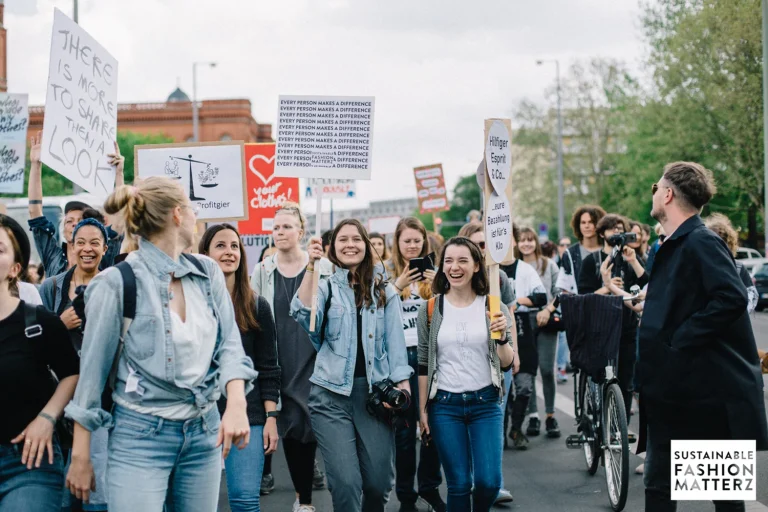 FASHION REVOLUTION – THE MOVE